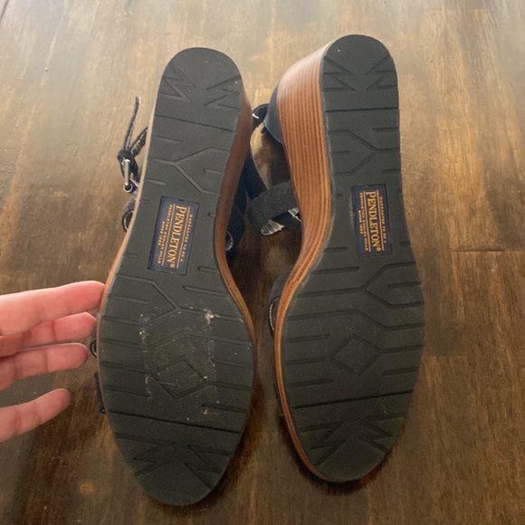 Pendleton Baylands Strappy Wool Wedge Heel Sandal - Picture 5 of 5